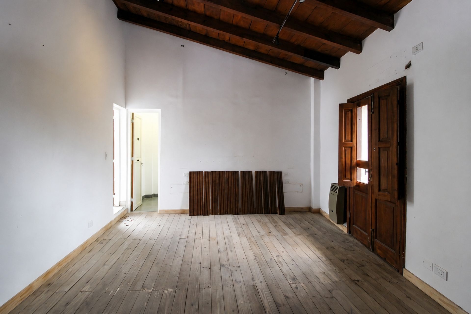 CASA EN VENTA 7 DORM PASEO GÜEMES CENTRO - foto 18