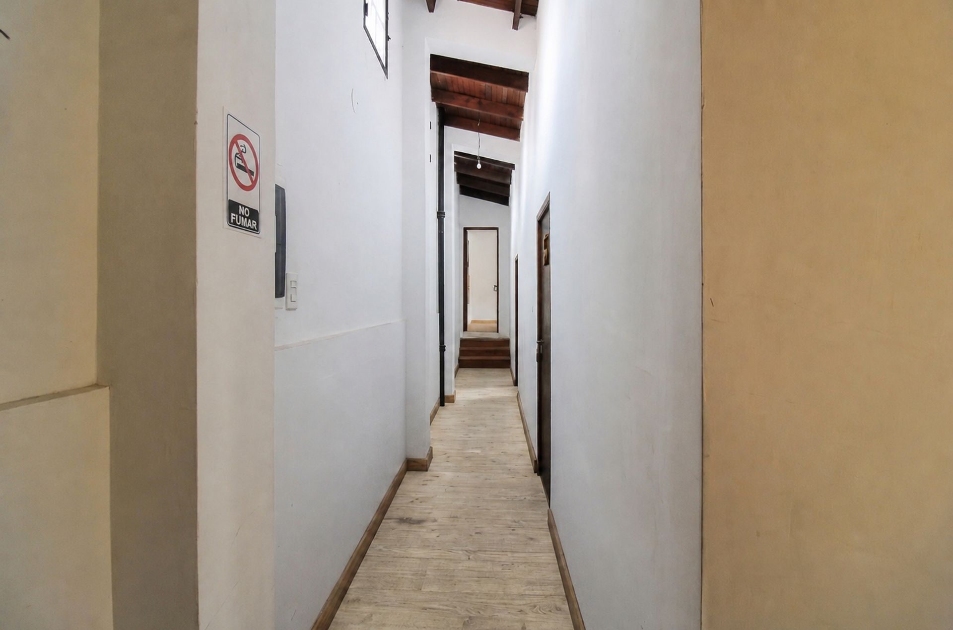 CASA EN VENTA 7 DORM PASEO GÜEMES CENTRO - foto 16