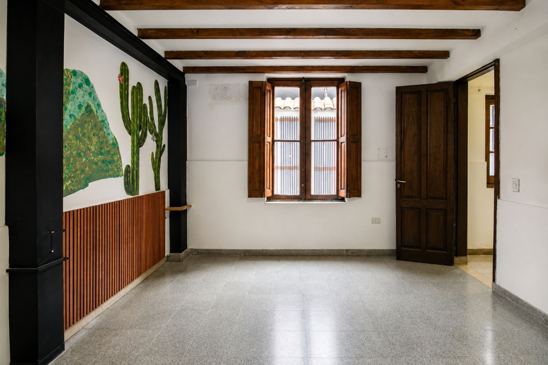 CASA EN VENTA 7 DORM PASEO GÜEMES CENTRO - foto 11