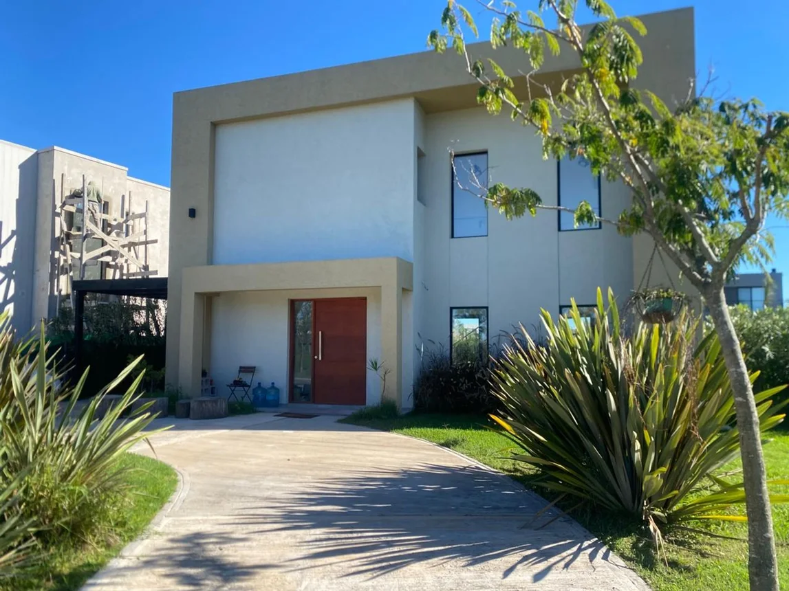 Casa de 4 ambientes en venta en Pilar, Silverio Basabe 200, foto 4