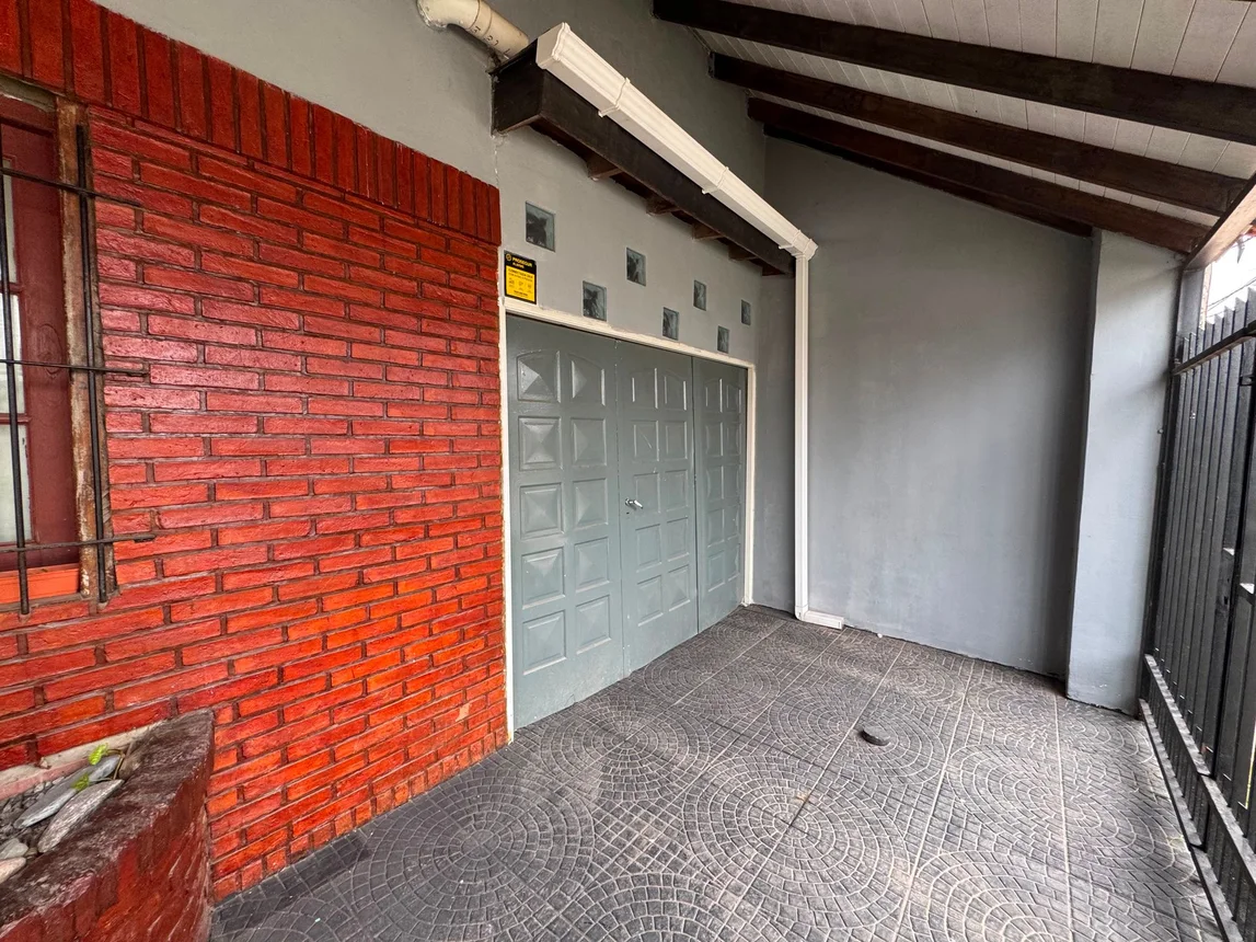 Casa de 6 ambientes en venta en San Miguel, Gutenberg 1700, foto 5