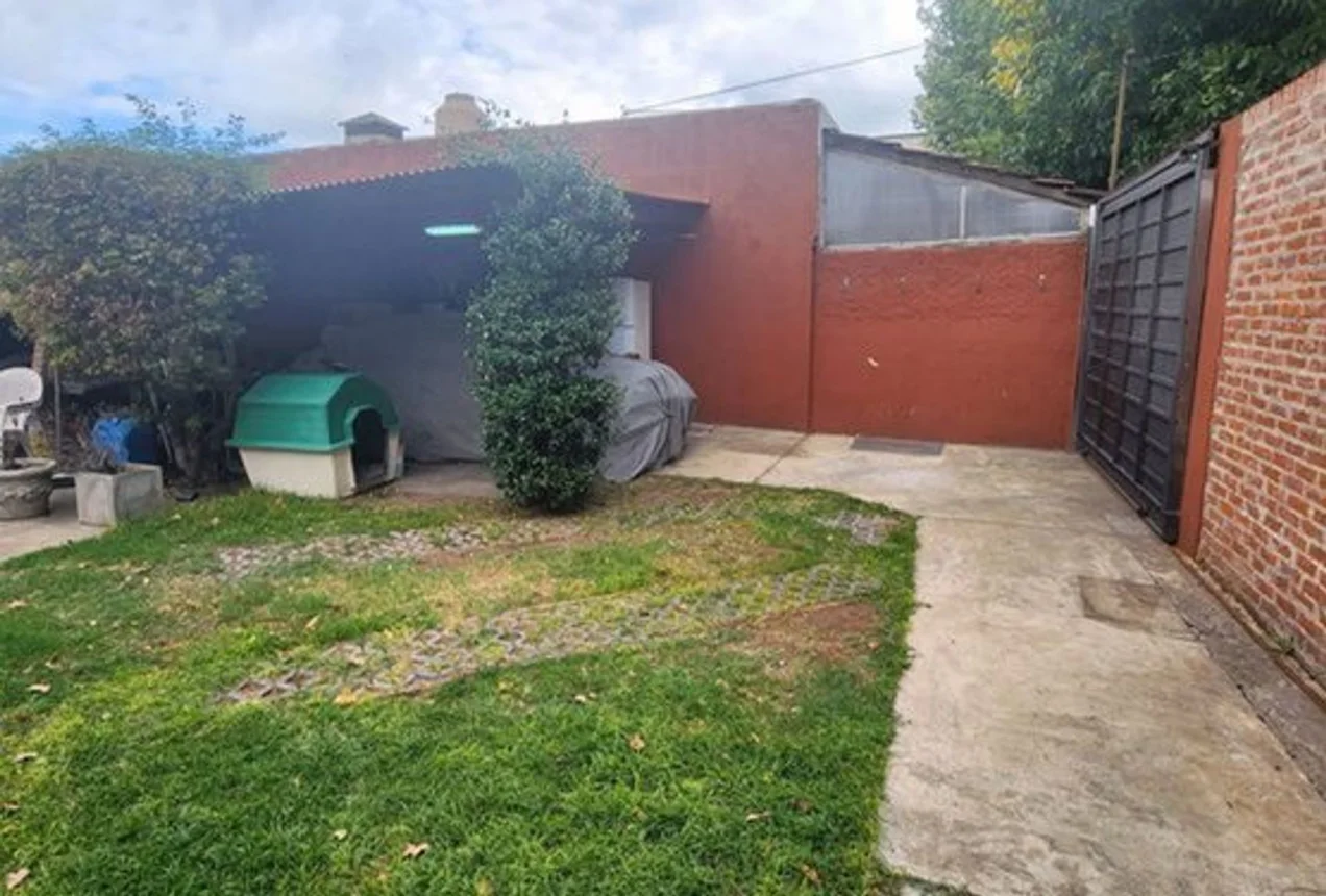 Casa de 3 ambientes en venta en Temperley, Bernardo de Irigoyen 900, foto 3