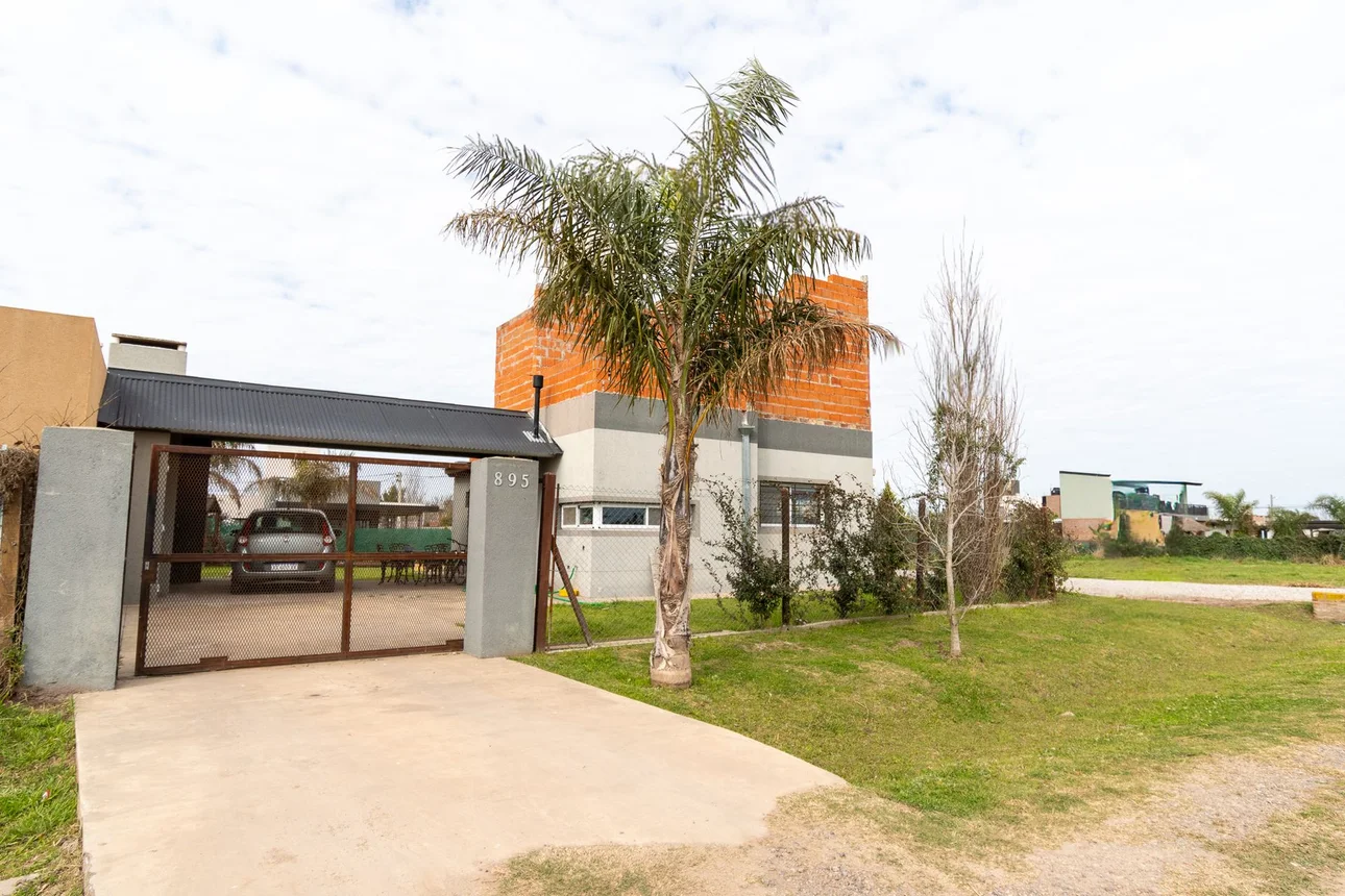 Casa de 3 ambientes en venta en Funes, Colonos de Funes 800, foto 3