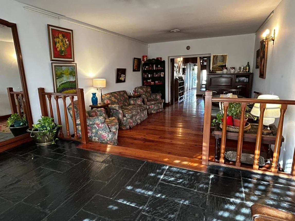 Casa en venta en Castelar, foto 2