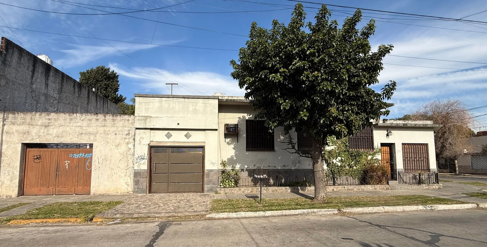 Casa en venta en Isidro Casanova