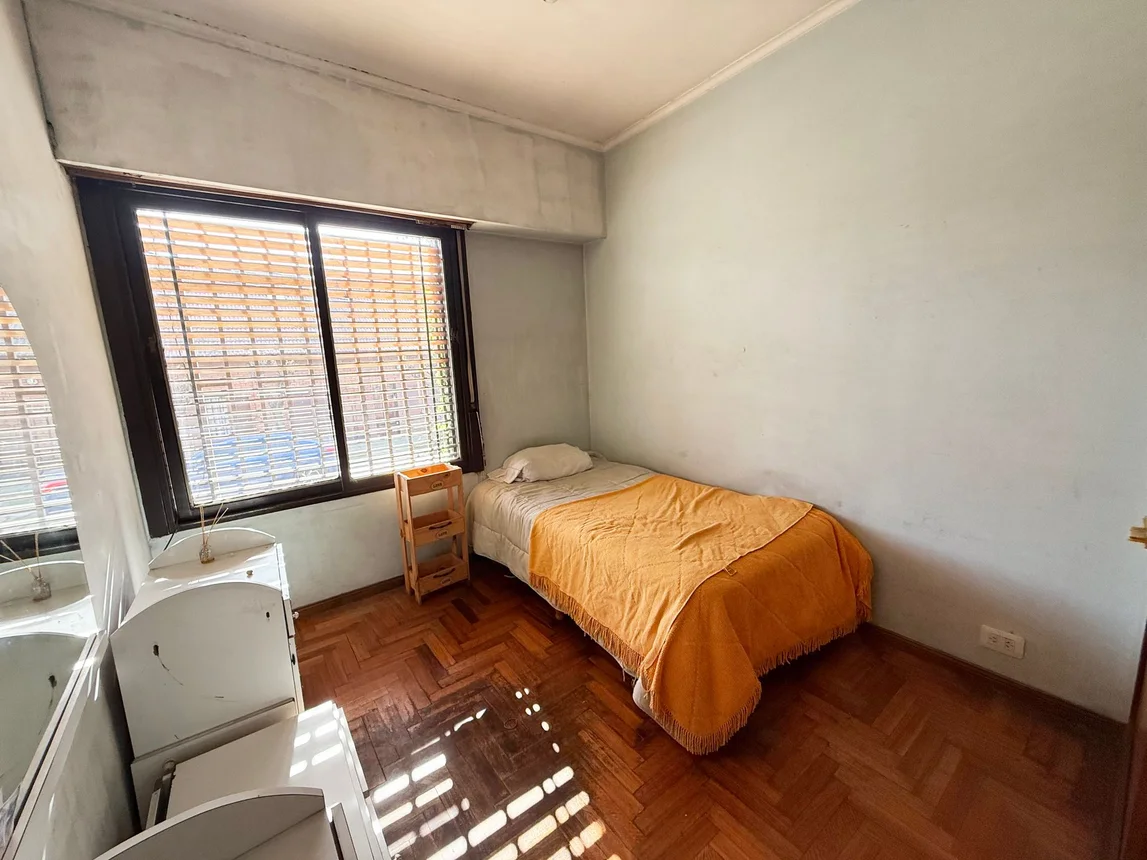 Casa en venta en Isidro Casanova, foto 5
