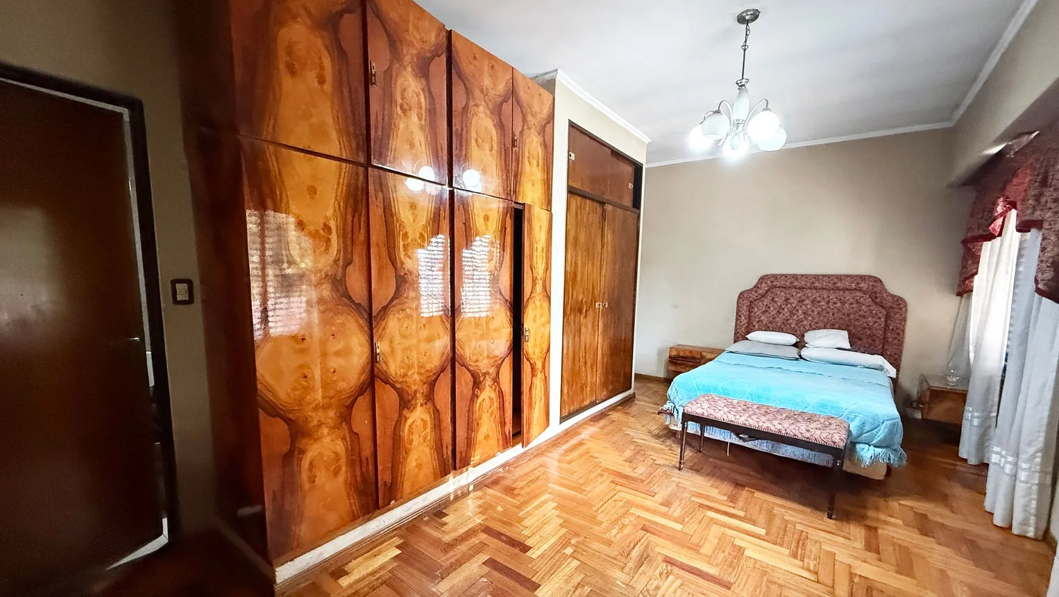 Casa en venta en Isidro Casanova, foto 4