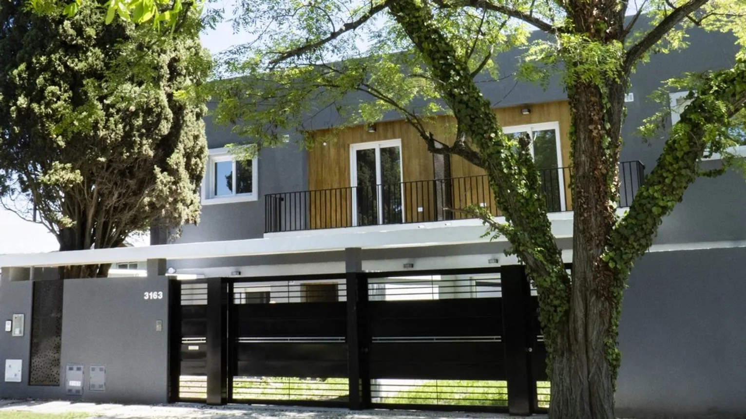 Dúplex de 4 ambientes en venta en City Bell, 477 Entre 26 y 27 3100