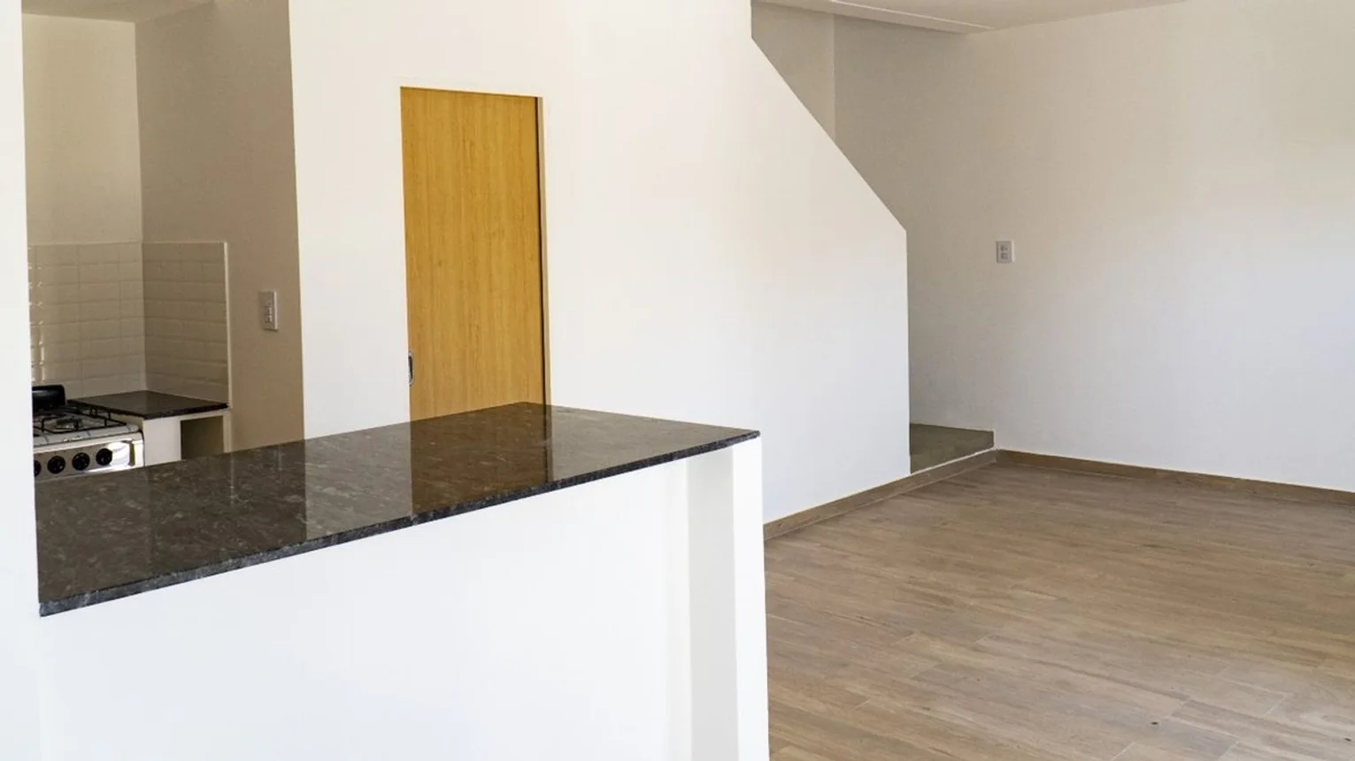 Dúplex de 4 ambientes en venta en City Bell, 477 Entre 26 y 27 3100, foto 5