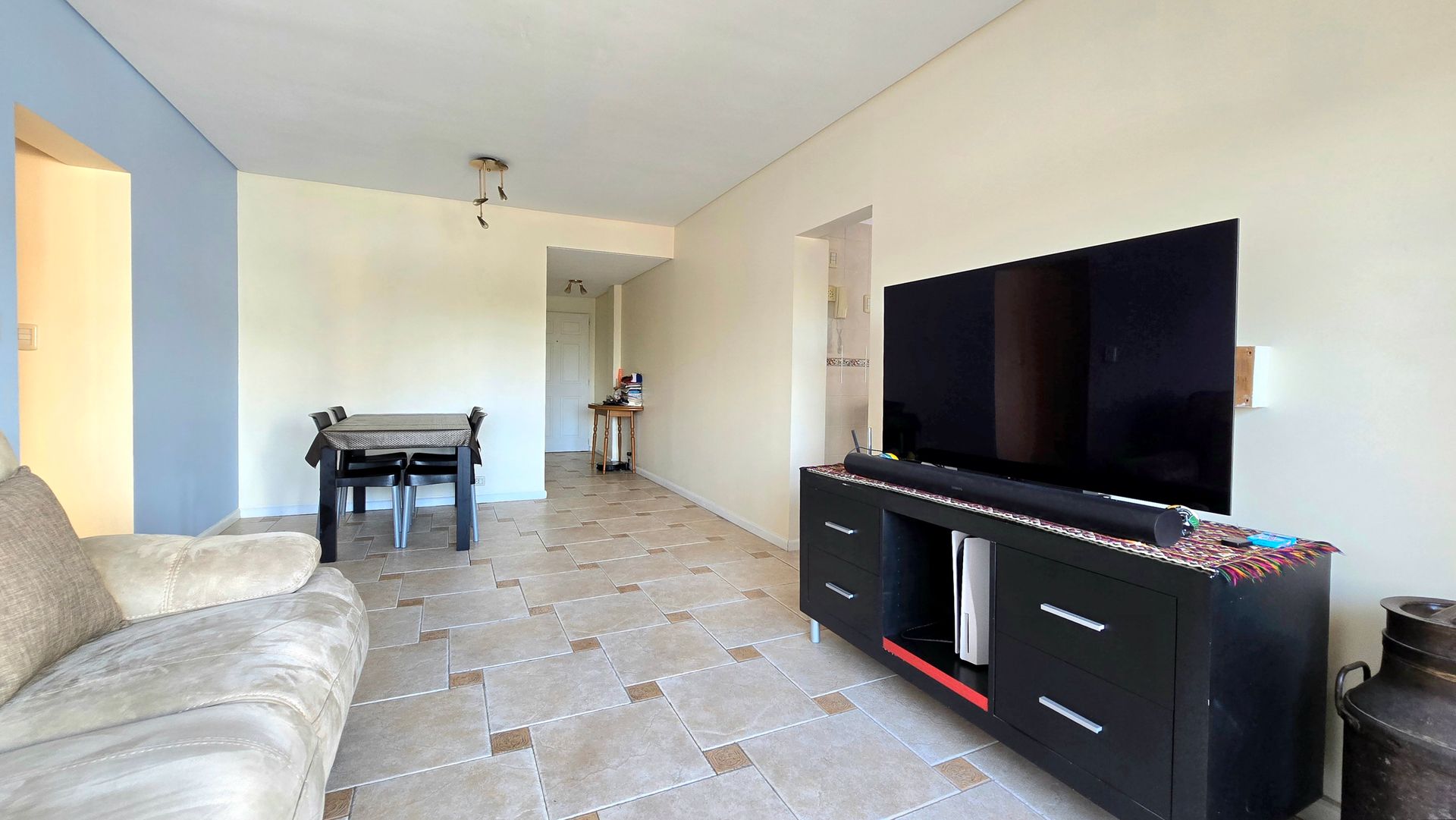 Foto 5 — VENTA DEPARTAMENTO 3 AMB LINIERS - C/COCHERA
