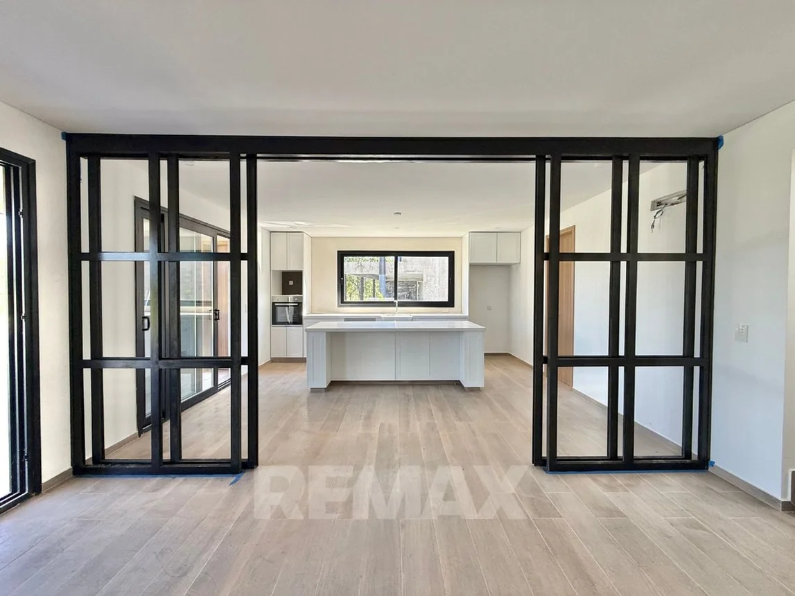 Casa en venta en Pilar