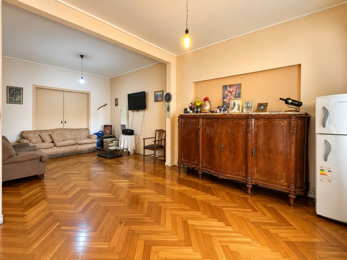 Venta depto 4 amb con depen/baulera caballito, foto 2