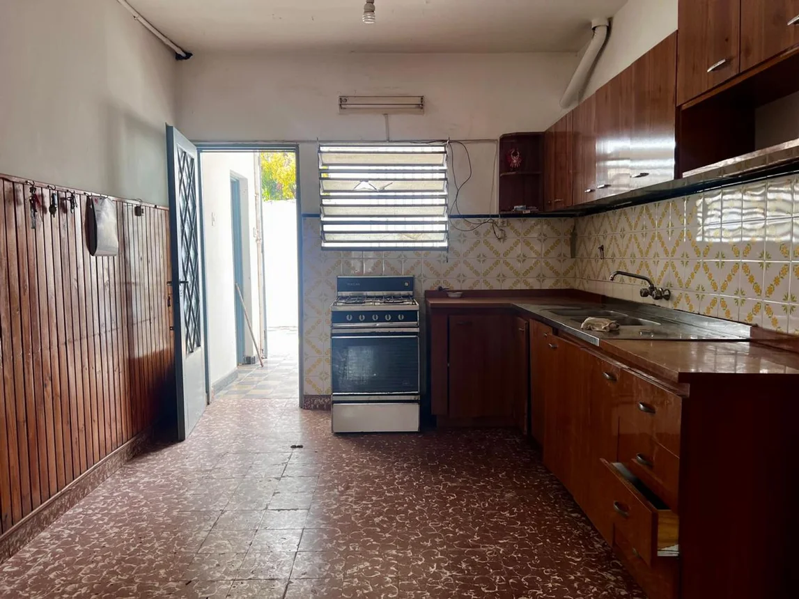 Casa de 6 ambientes en venta en Córdoba, Ginebra 2000, foto 4