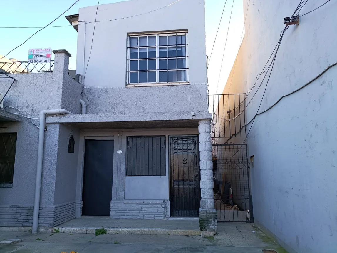 Departamento de 3 ambientes en venta en Banfield, Mario Bravo 0, foto 2