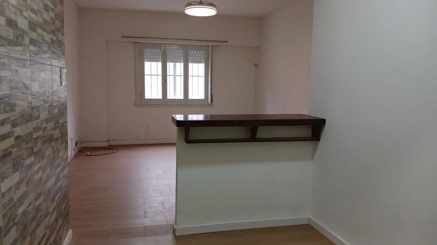 Departamento de 3 ambientes en alquiler en Lanús Oeste, Tucumán 0, foto 4