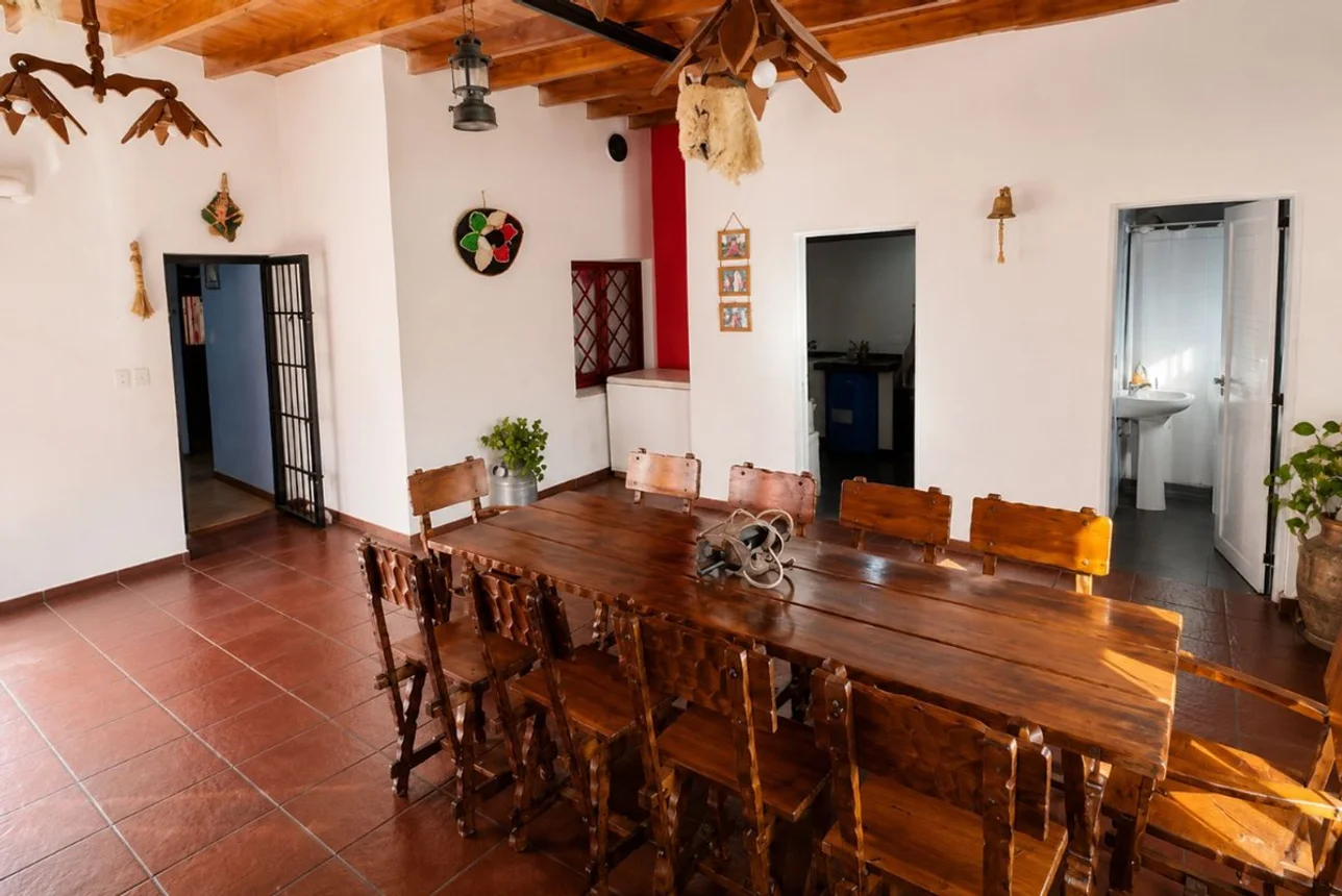 Casa de 4 ambientes en venta en Quilmes, Húsares 1800, foto 2