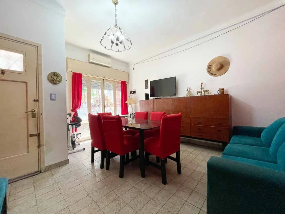 Casa de 3 ambientes en venta en Ramos Mejía, República 200, foto 3