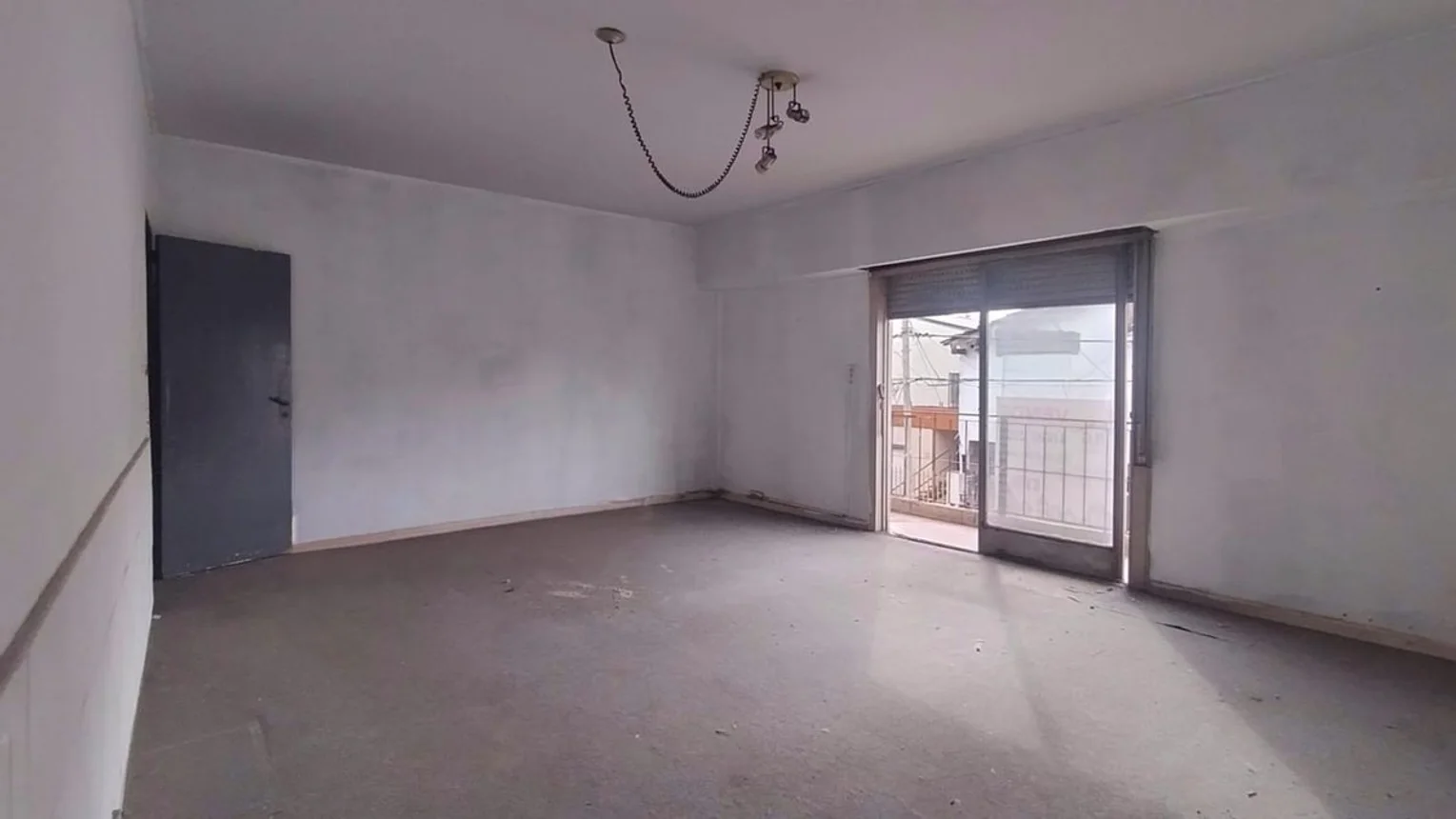 Departamento de 3 ambientes en venta en Ramos Mejía, Alvear 2000