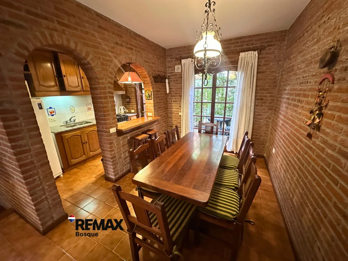 Venta triplex 4 ambientes pinamar con cochera, foto 3