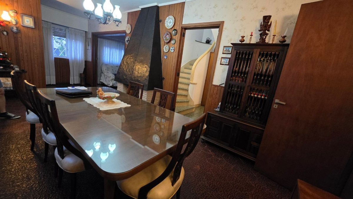 VENTA CASA 4 AMBIENTES BERNAL