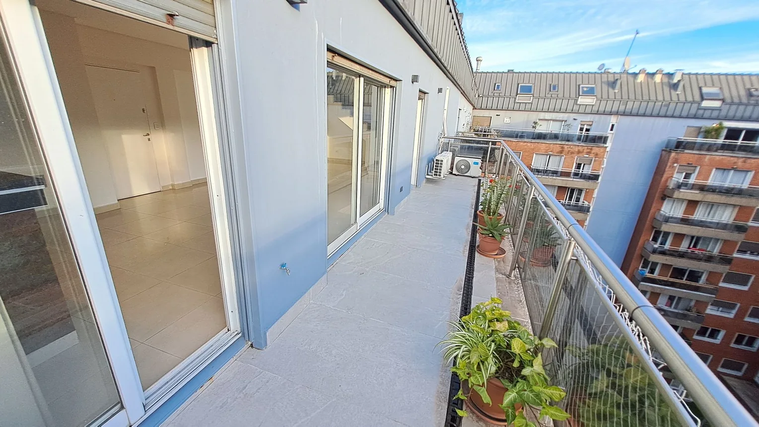 Dúplex de 3 ambientes en alquiler en Puerto Madero, Juana Manso 1100, foto 3