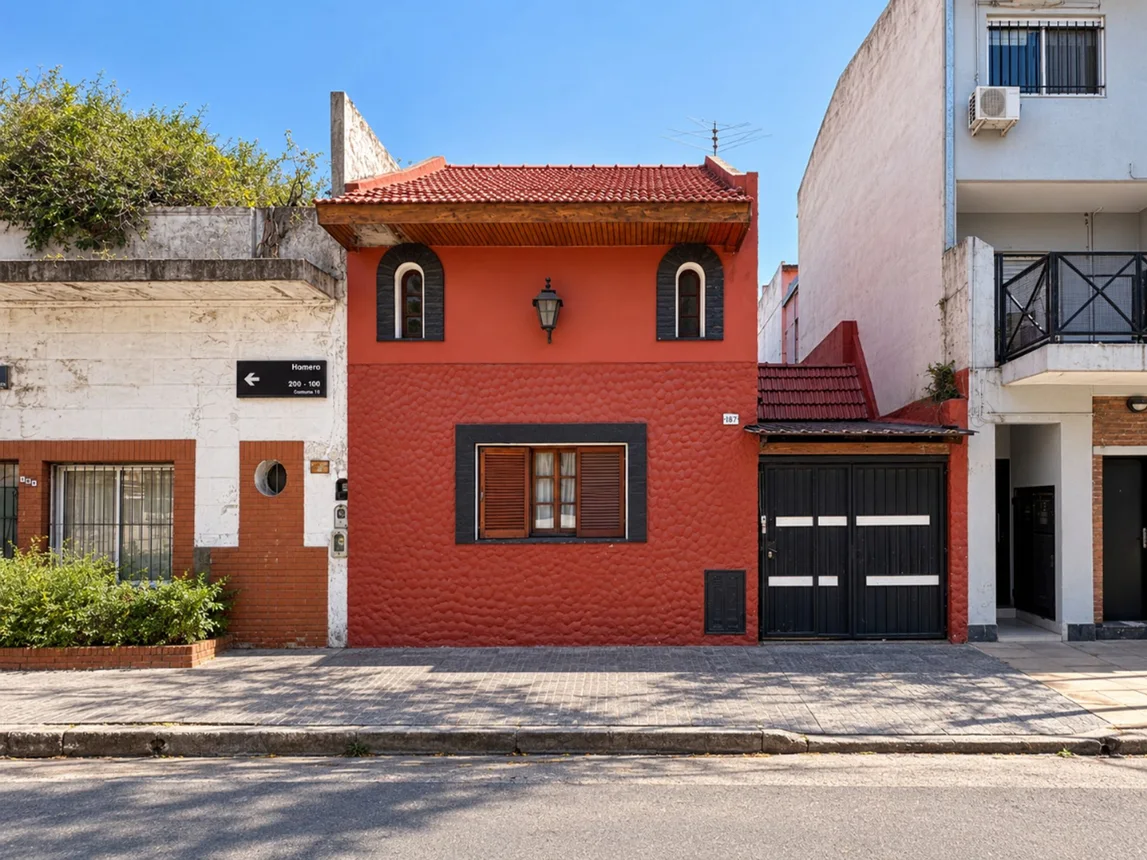 Casa de 4 ambientes en venta en Villa Luro, Homero 100, foto 2
