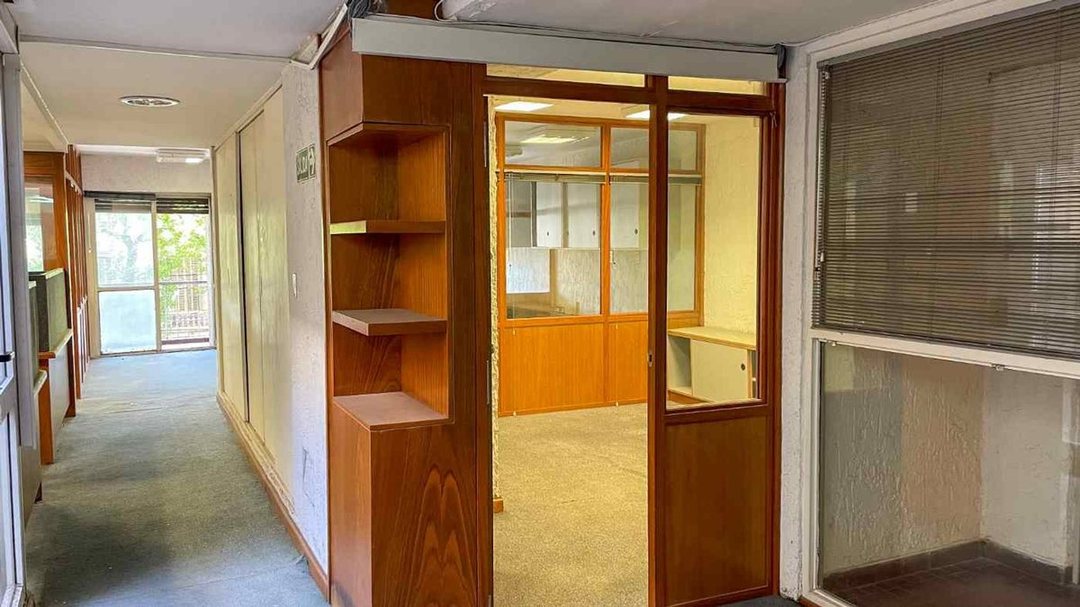 VENTA OFICINAS 2 PISOS 7 COCHERAS DEPÓSITO ALMAGRO
