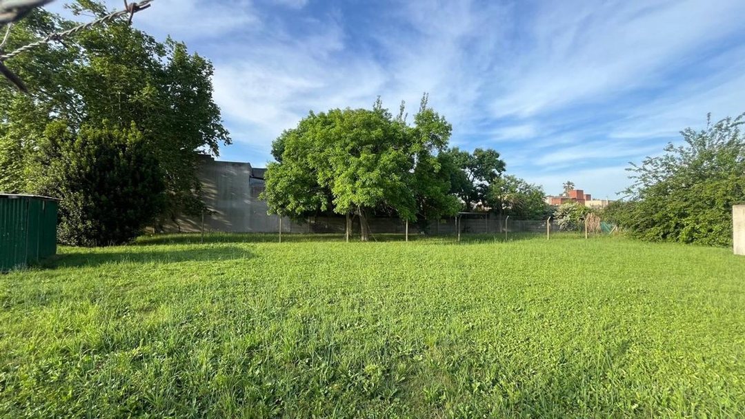 LOTE EN VENTA CITY BELL ENTRE CAMINOS