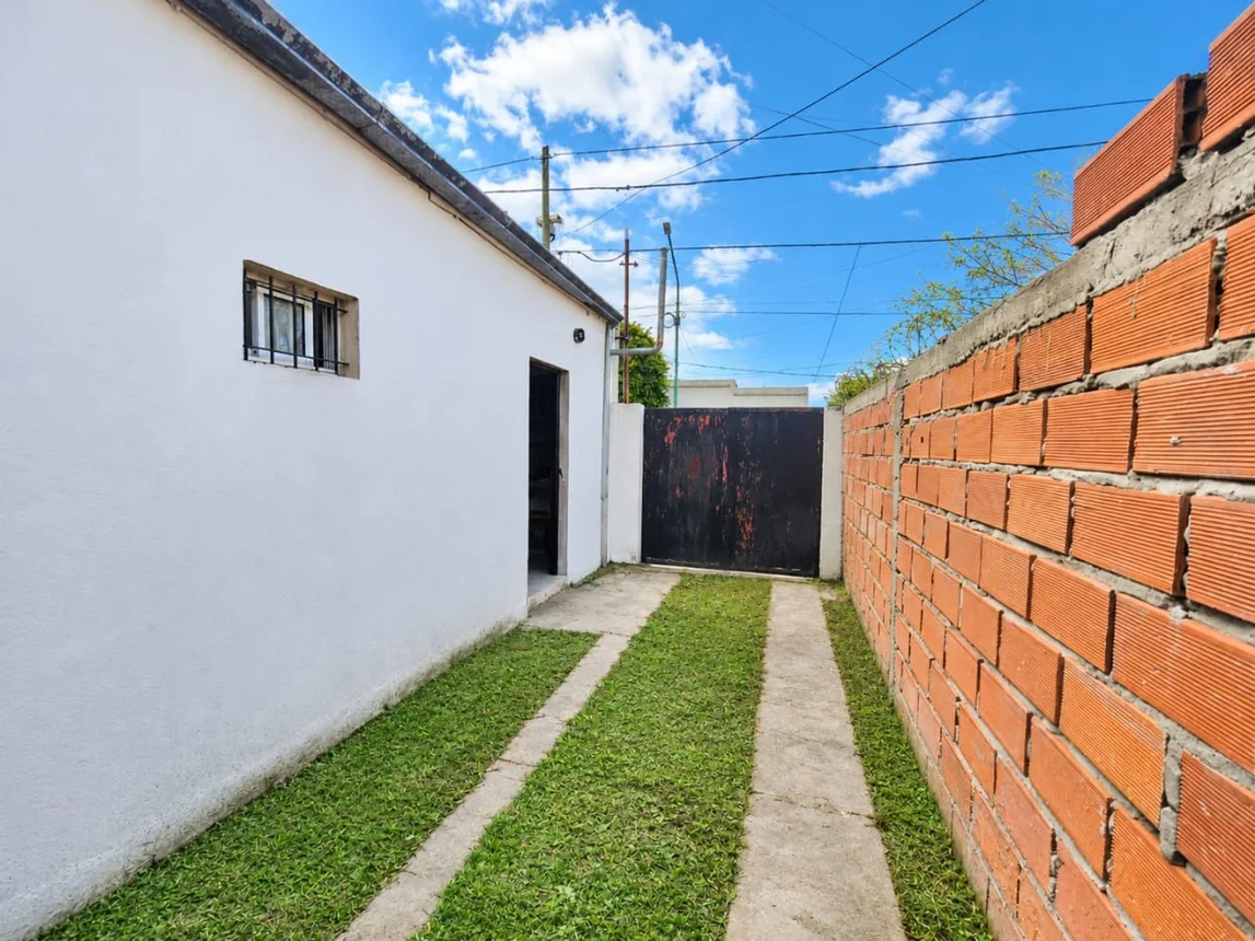 Casa de 5 ambientes en venta en La Plata, 123 Esquina 36 200, foto 3