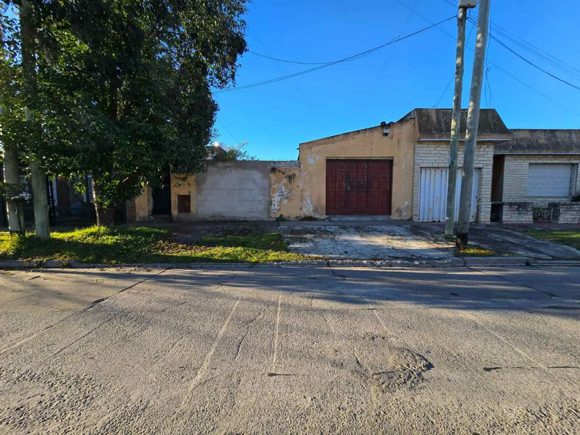 Casa de 3 ambientes en venta en Bernal Oeste, Formosa 1600, foto 2