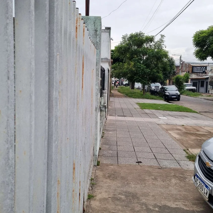 Casa de 3 ambientes en venta en Sarandí, Suipacha 200, foto 3