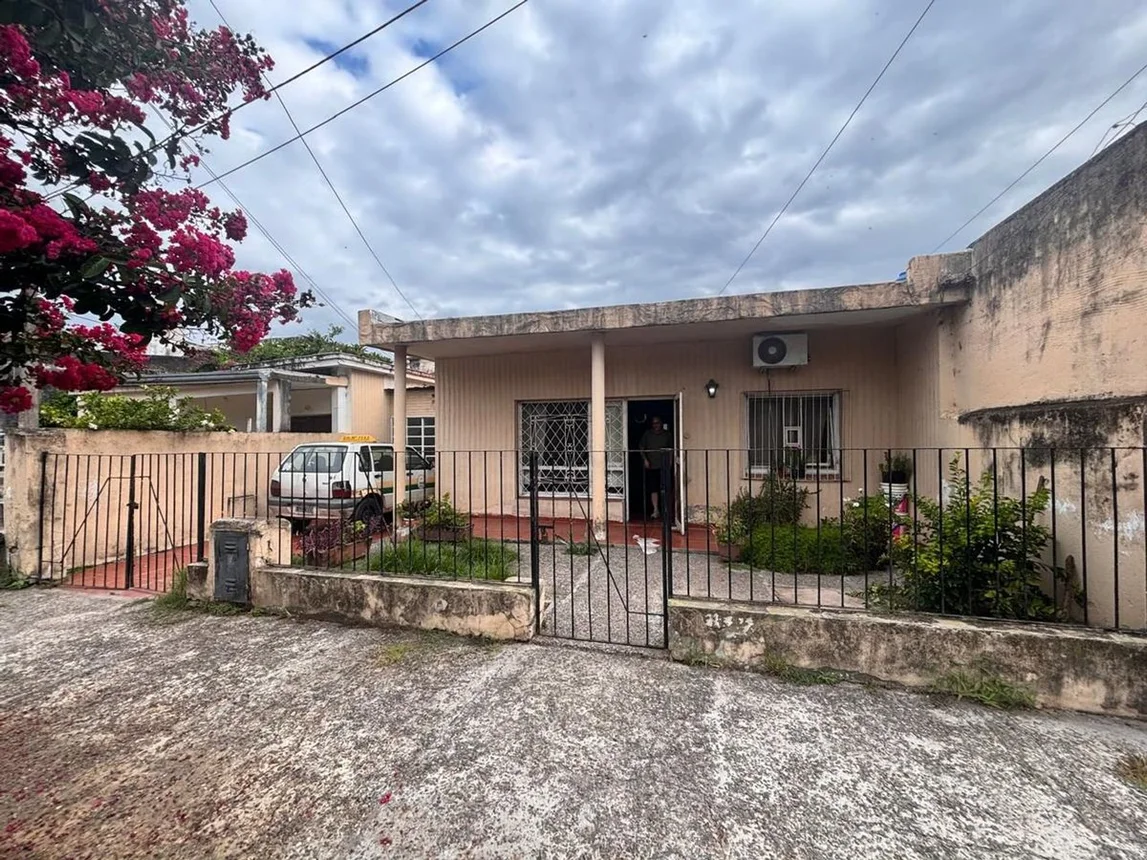 Casa de 5 ambientes en venta en San Miguel de Tucumán, Carriego 900, foto 2