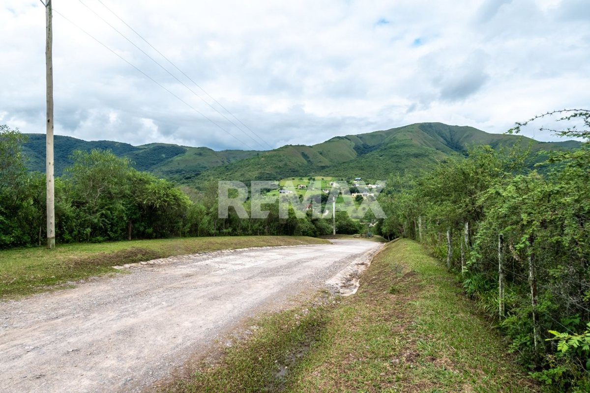 TERRENO VENTA DE 7025 M2 LA CALDERILLA - foto 8