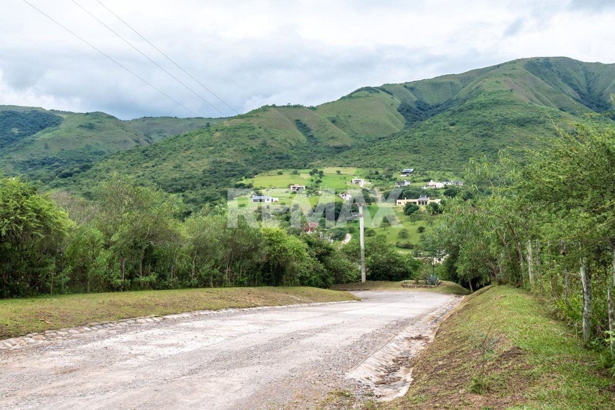 TERRENO VENTA DE 7025 M2 LA CALDERILLA - foto 7