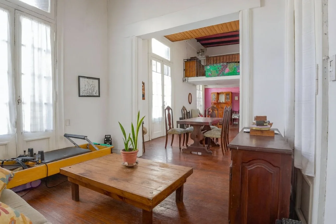 PH de 7 ambientes en venta en Balvanera, Adolfo Alsina 3100
