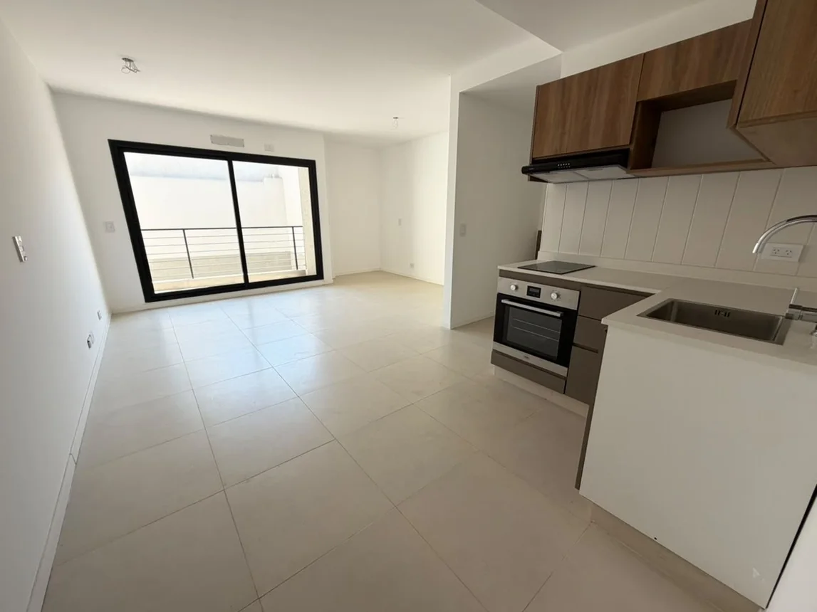 Monoambiente en venta en San Cristóbal, Deán Funes 1000