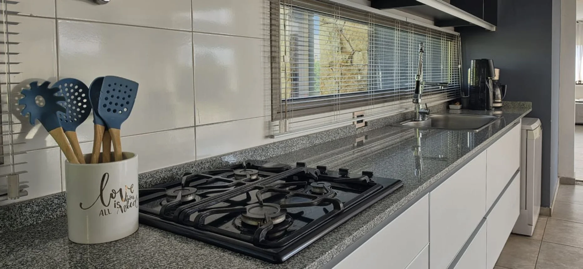 Casa de 7 ambientes en venta en Luján de Cuyo, Vieytes- Barrio Villa Atilia 1400, foto 5