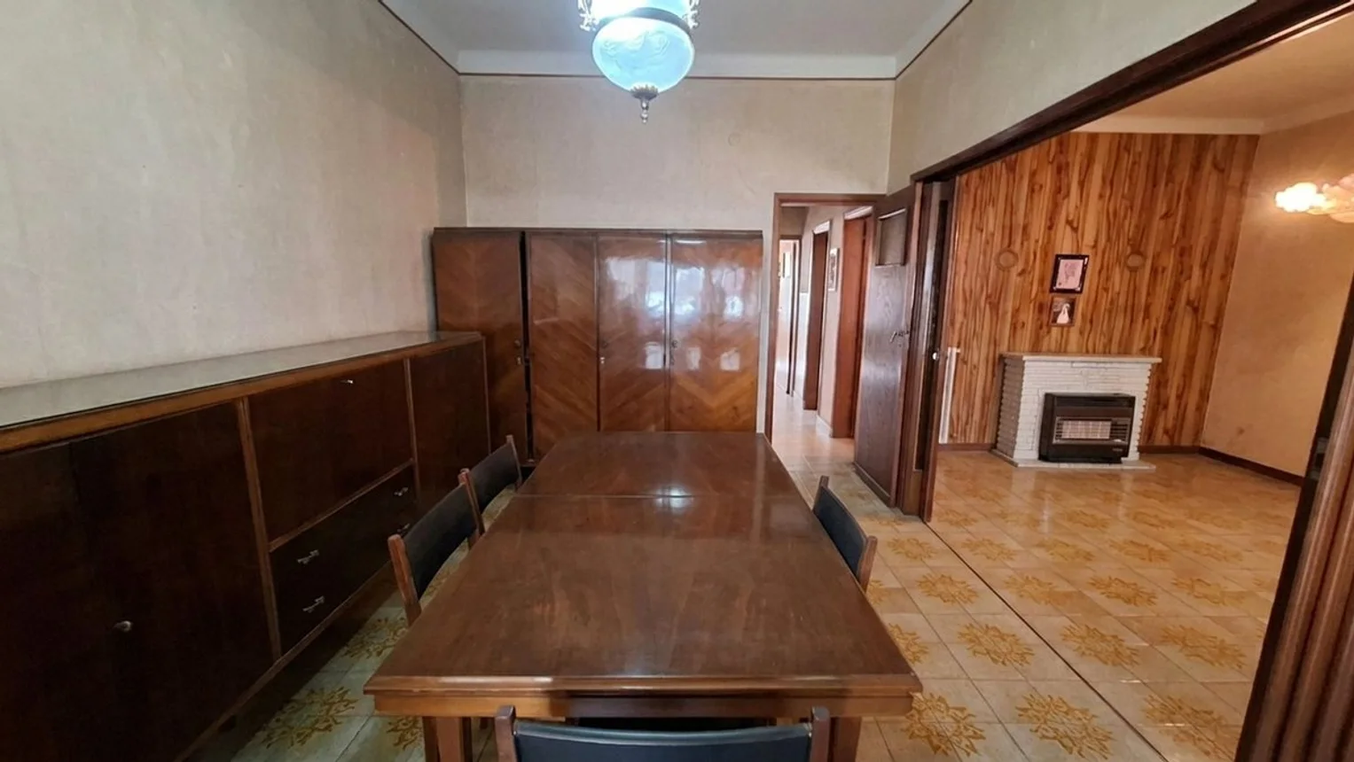 Casa en venta en Lanús Oeste, foto 2