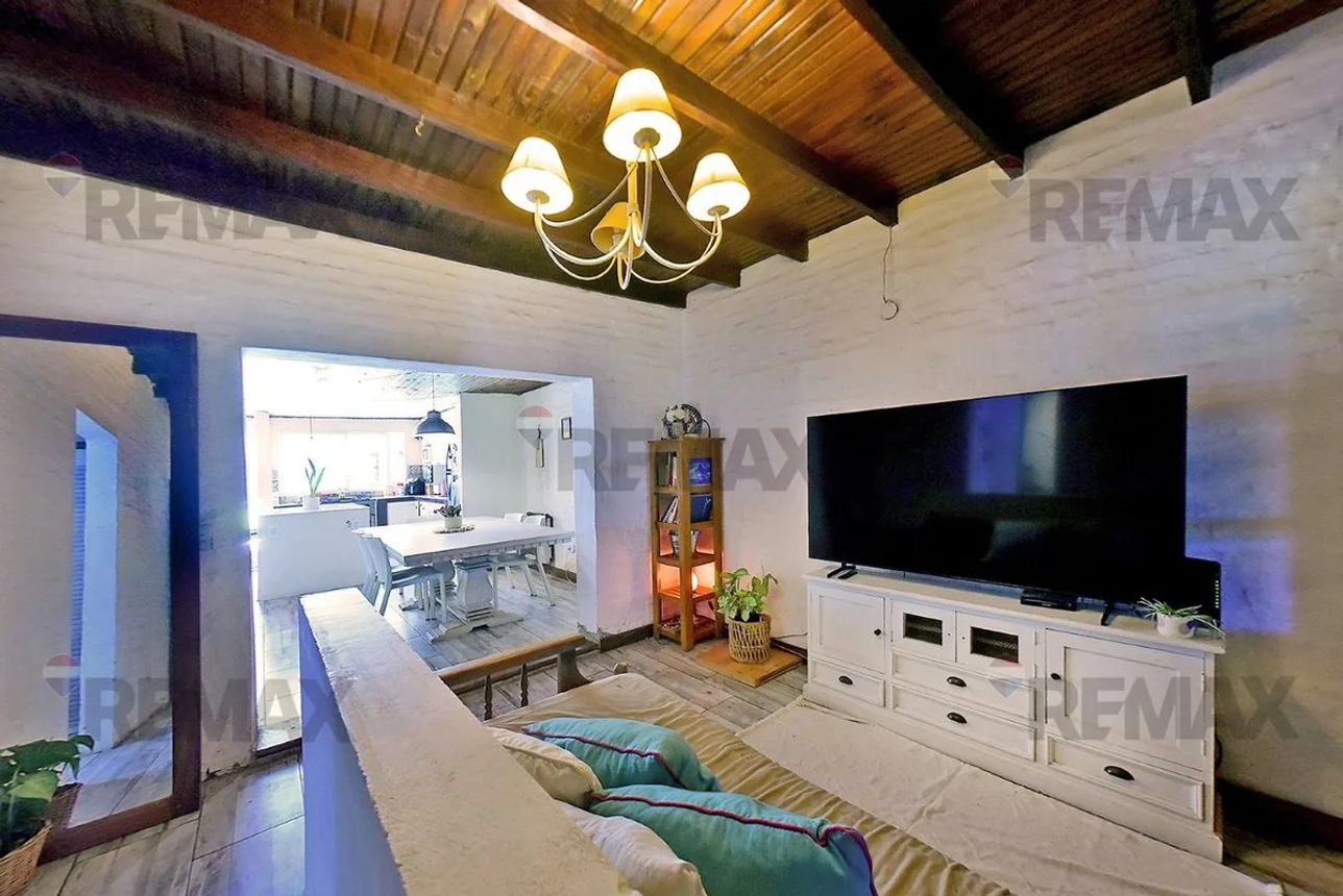 Casa de 5 ambientes en venta en Bella Vista, Reconquista 0