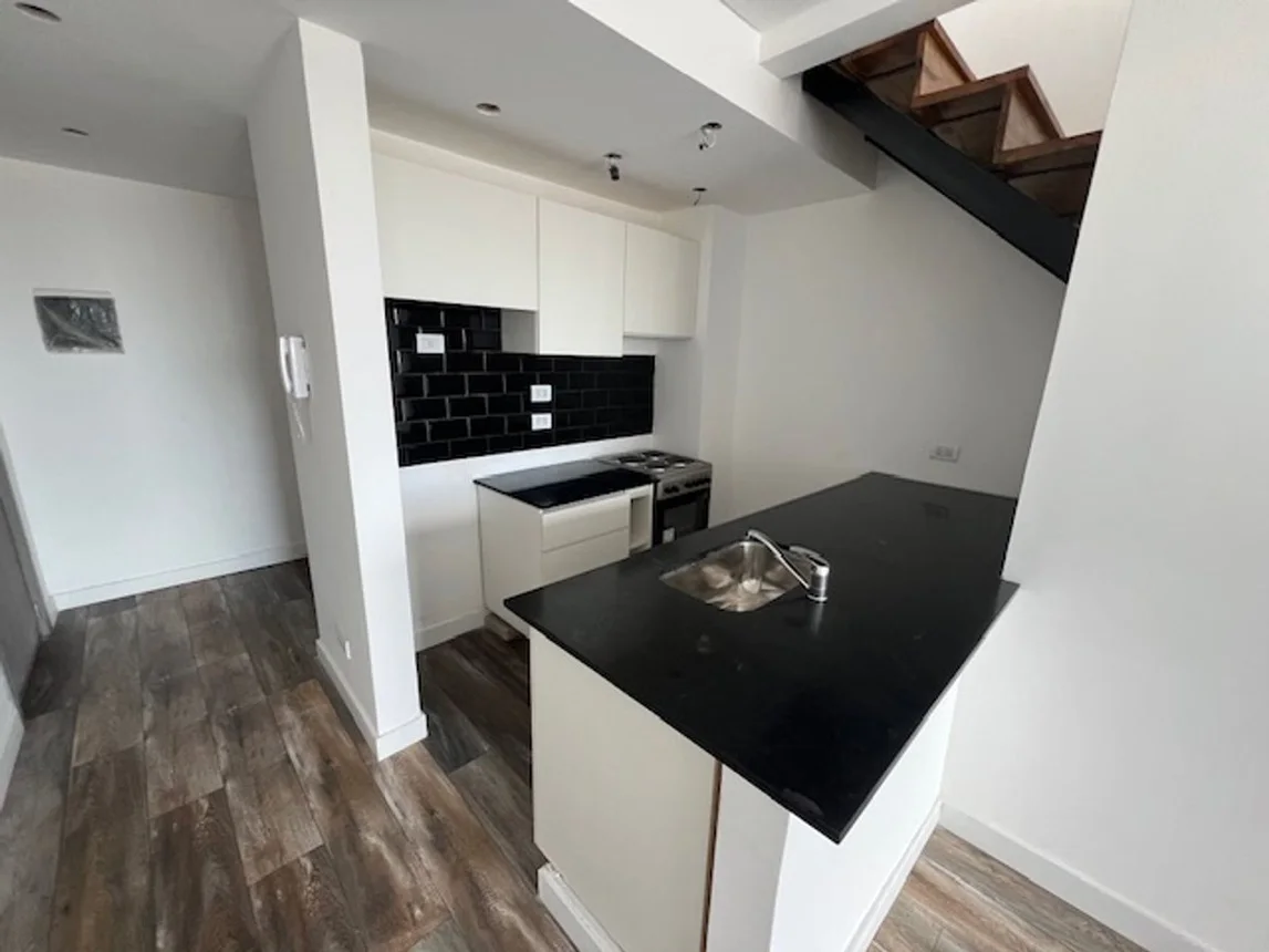Dúplex de 2 ambientes en venta en Valentín Alsina, Presidente Perón 2800, foto 2