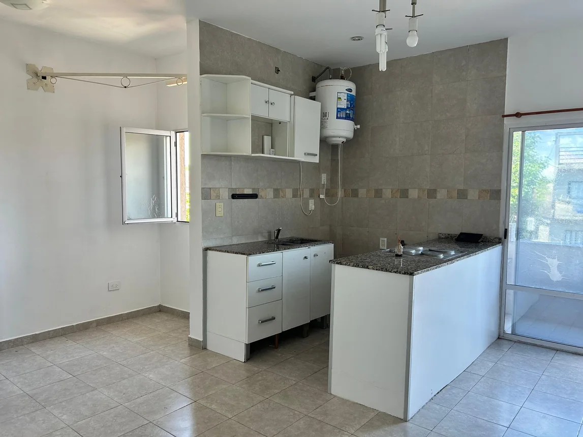 Departamento de 2 ambientes en venta en Villa Sarmiento, Julio Lacroze 600