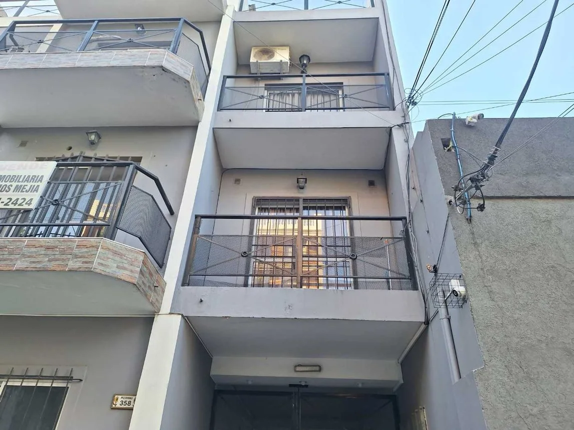 Departamento de 3 ambientes en venta en Ramos Mejía, Profesor Juan Pizzurno 300, foto 3