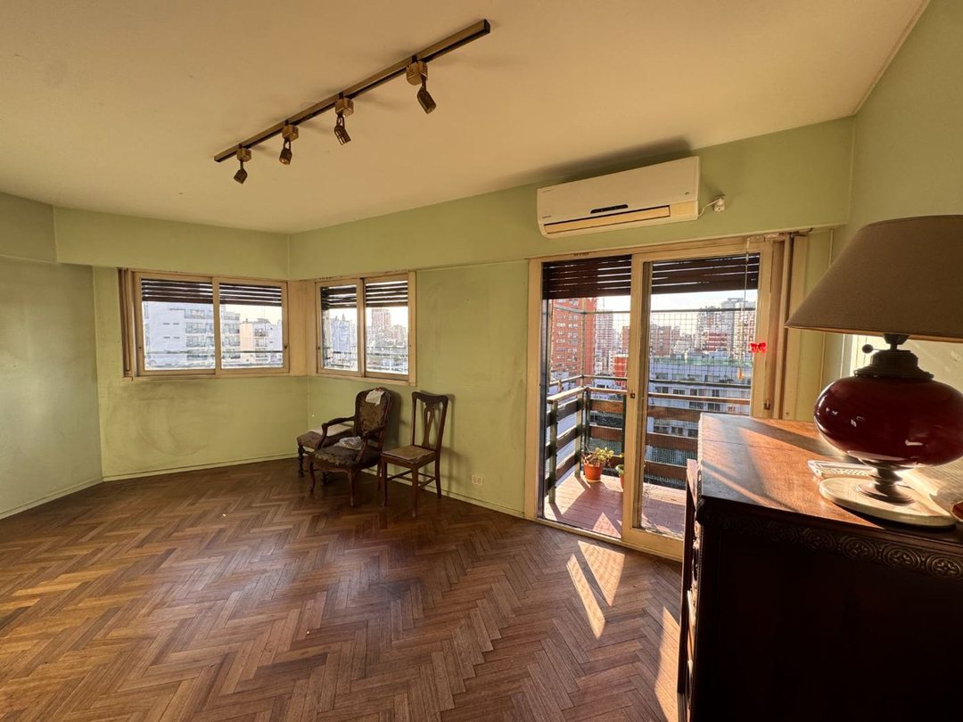 Venta Piso Alto 4 Amb Cochera Baulera en Belgrano