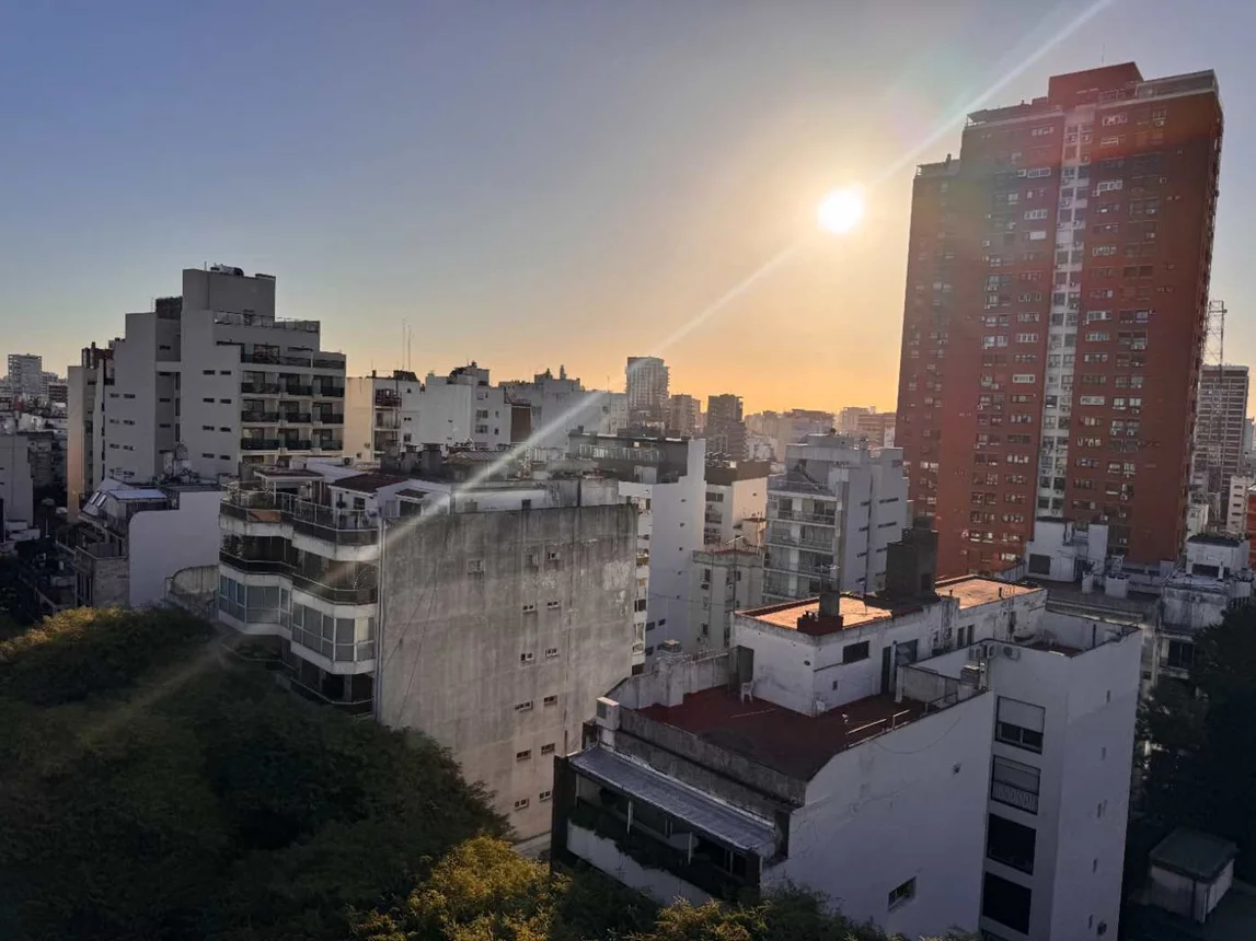 Venta piso alto 4 amb cochera baulera en belgrano, foto 2