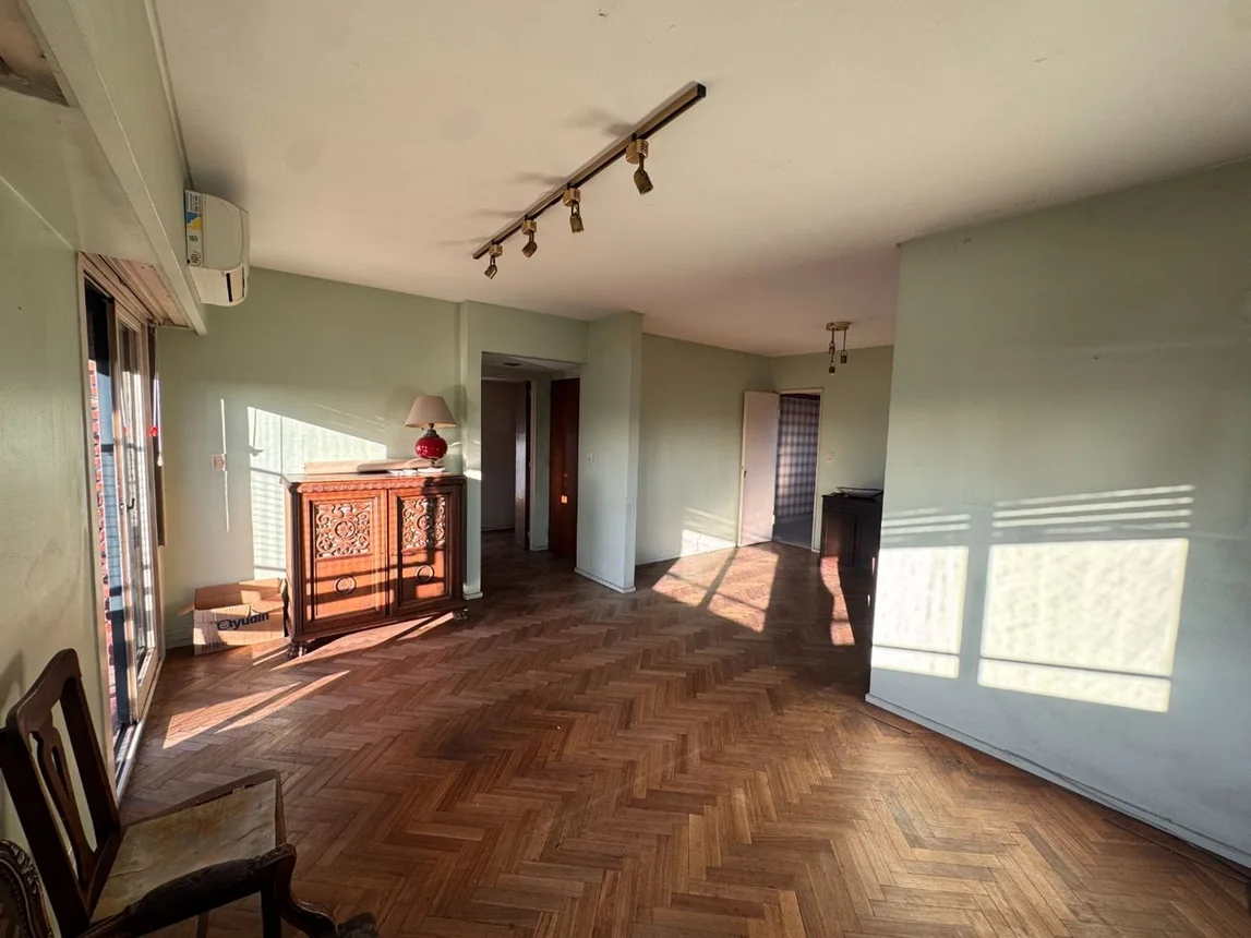 Venta piso alto 4 amb cochera baulera en belgrano, foto 3