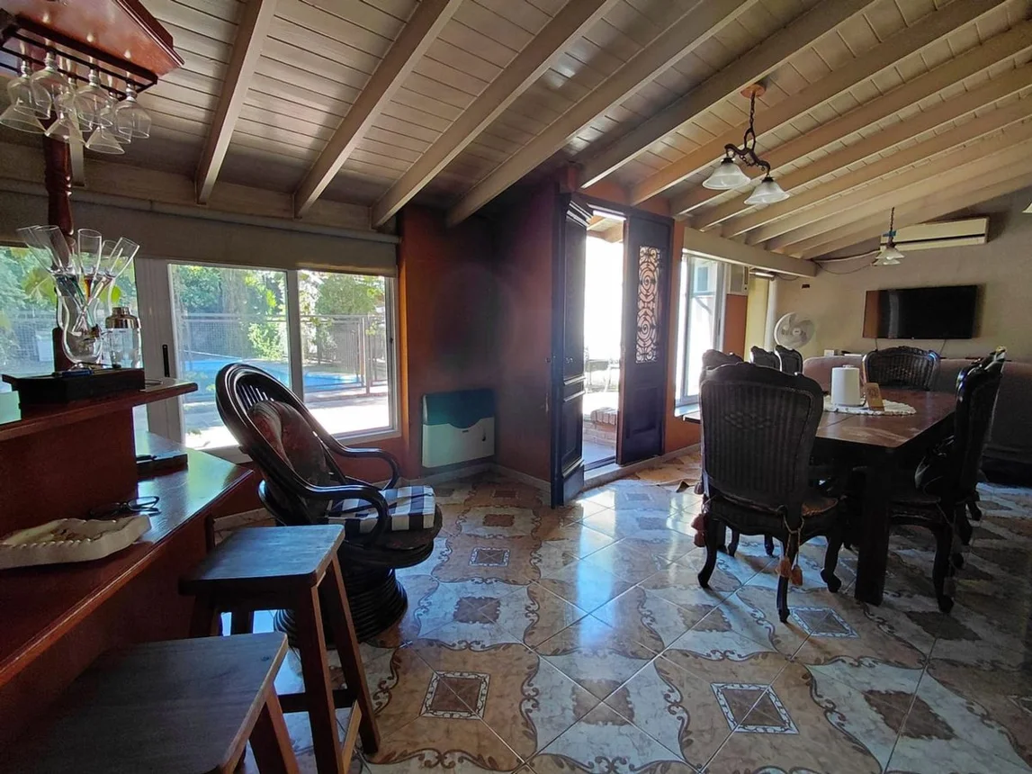Casa de 4 ambientes en venta en San Antonio de Padua, Neuquén 200, foto 4