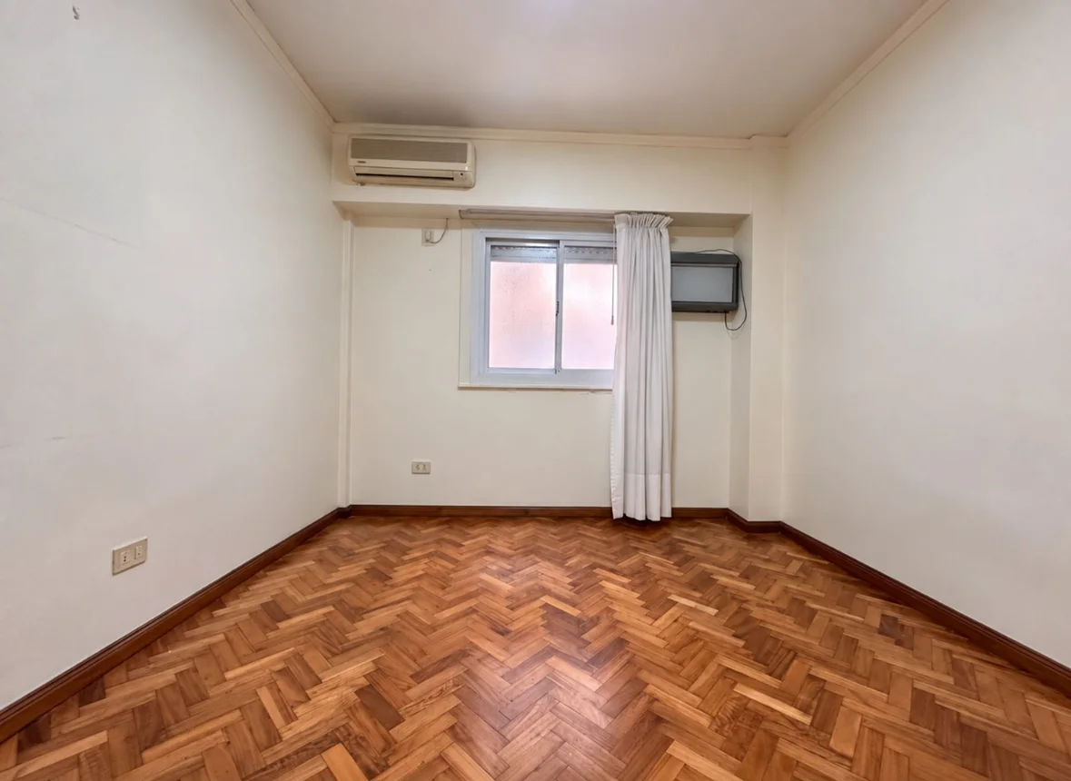 Departamento de 2 ambientes en venta en Retiro, Paraguay 1200, foto 2