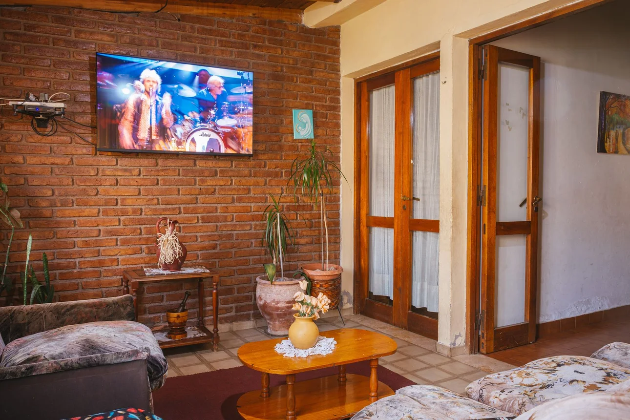 Casa de 7 ambientes en venta en Godoy Cruz, Lateral Acceso Sur 700, foto 4