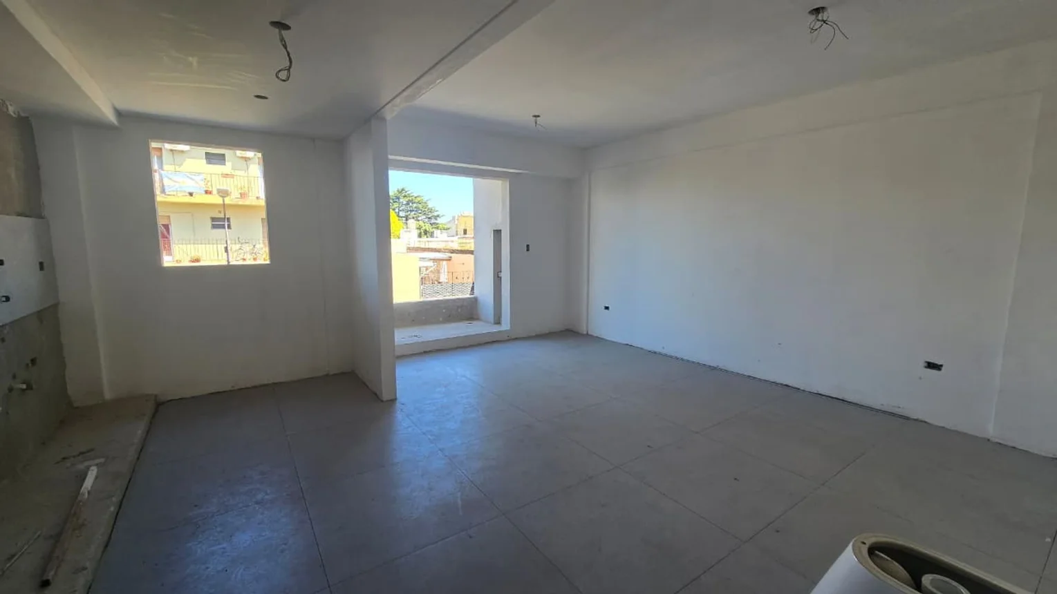 Departamento de 2 ambientes en venta en Santos Lugares, Avenida la Plata 3900, foto 3