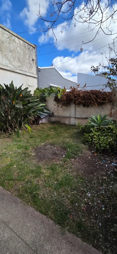 Casa de 4 ambientes en venta en Lanús Oeste, Tacuarí 500, foto 3